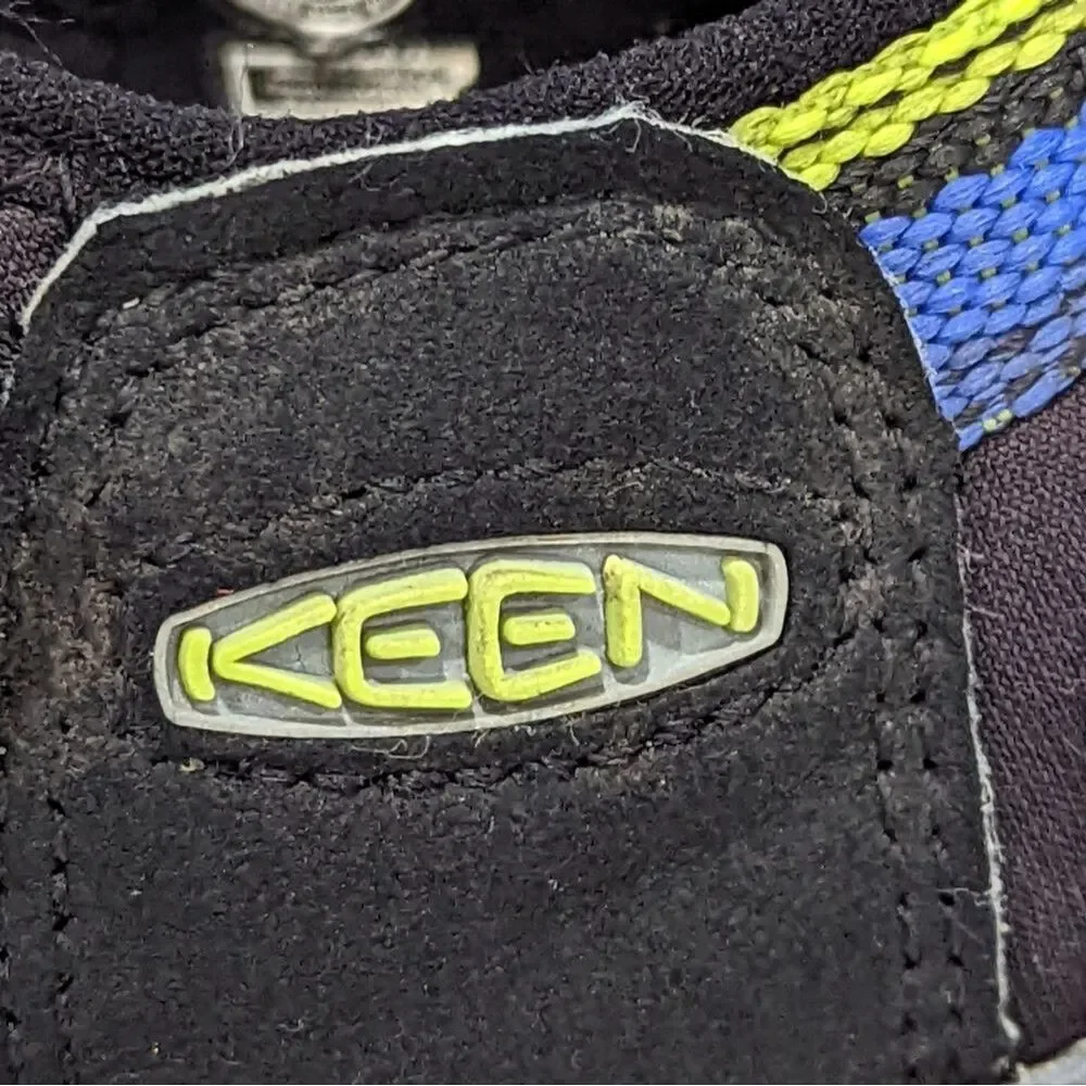 Keen Newport H2 Blue Green Black Striped Fisherman Water Hiking Sandal Boys 2